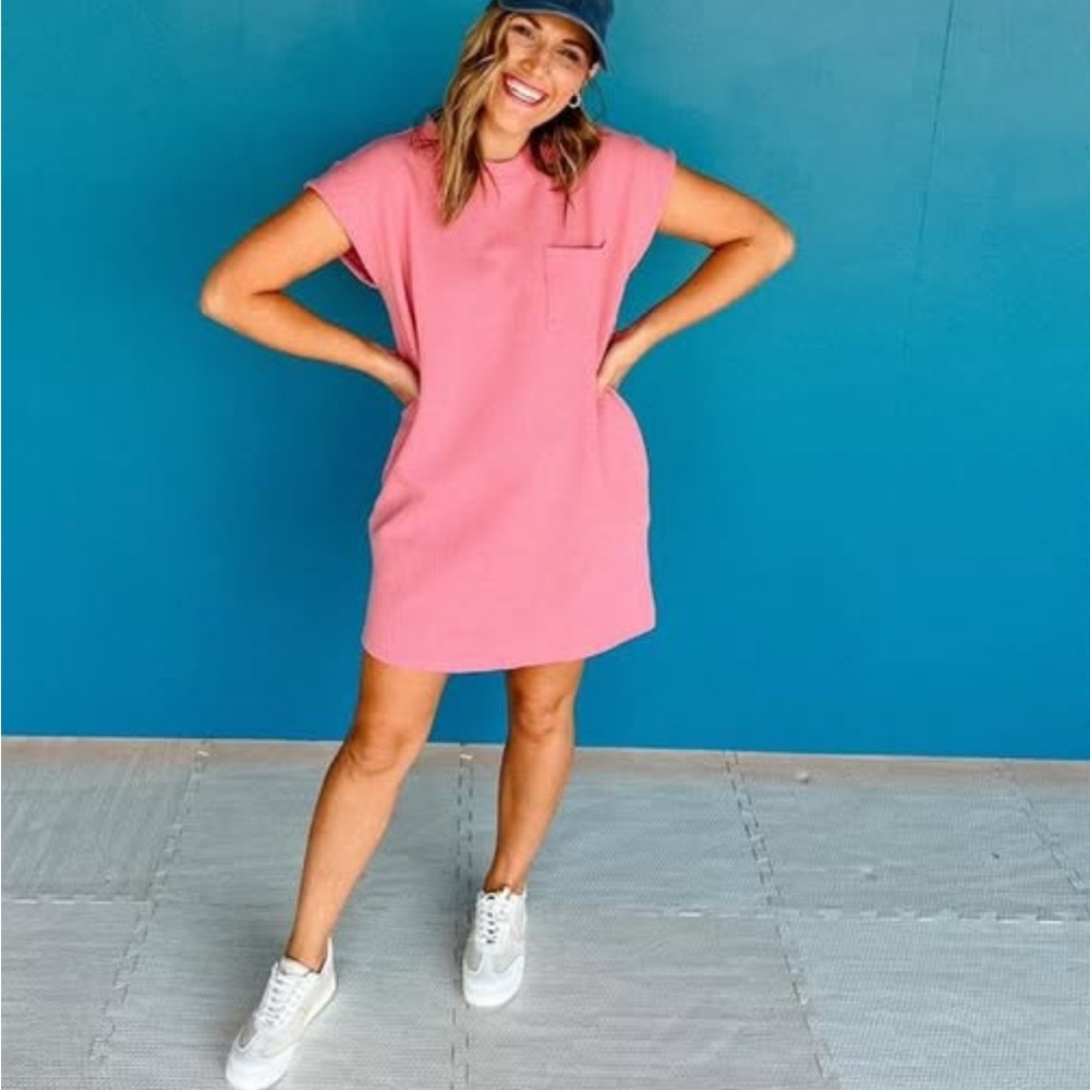 NWT She & Sky casual textured mini dress